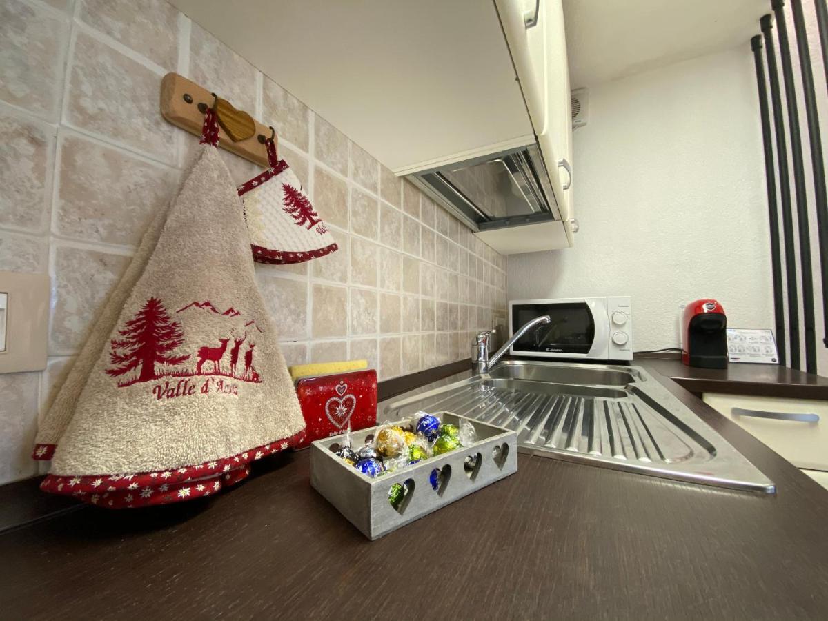 Grenier Du Coeur Apartment Aosta Exterior foto