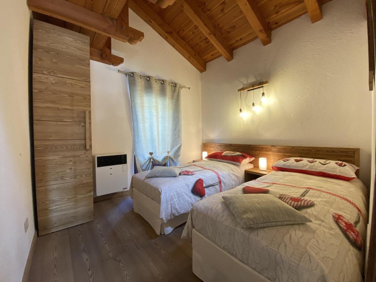 Grenier Du Coeur Apartment Aosta Exterior foto