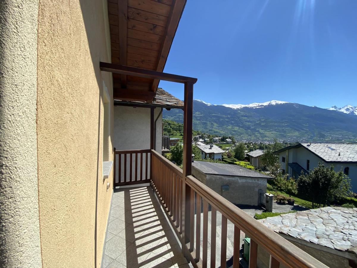 Grenier Du Coeur Apartment Aosta Exterior foto