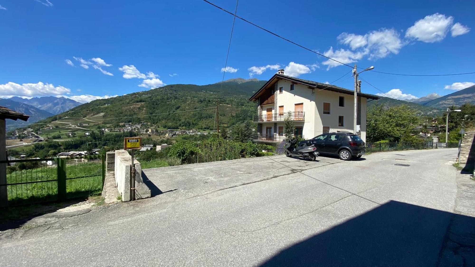 Grenier Du Coeur Apartment Aosta Exterior foto